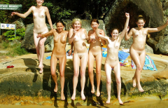 naked group of girls