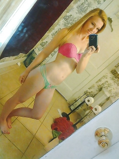 Teen Selfshot 21 - N