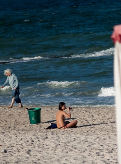 Beach fun Ukraine - N