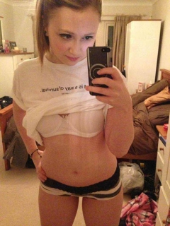 Blonde teen chav - british girl trys out her new phone camer - N