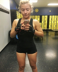hot and sexy fit friend - N
