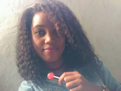 Ma belle salope et sexy Saonirina, 19ans lesbienne black - N