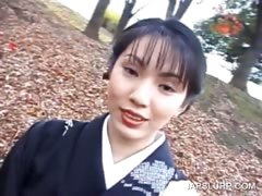 cute-geisha-talked-into-having-sex