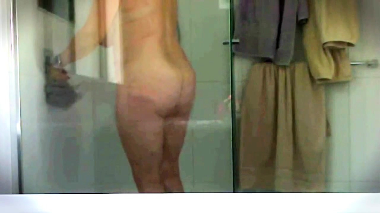 My Moms Big Hangers Spied In The Shower at DrTuber