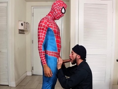 spiderman-king-cuba-rides-luis-logan-tight-asshole